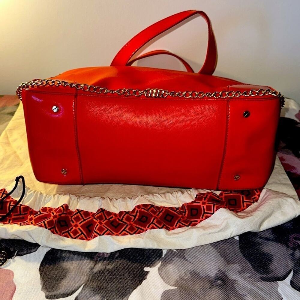 Tory Burch RED Robinson Double Zip Tote with cross body EUC - Picture 9 of 15